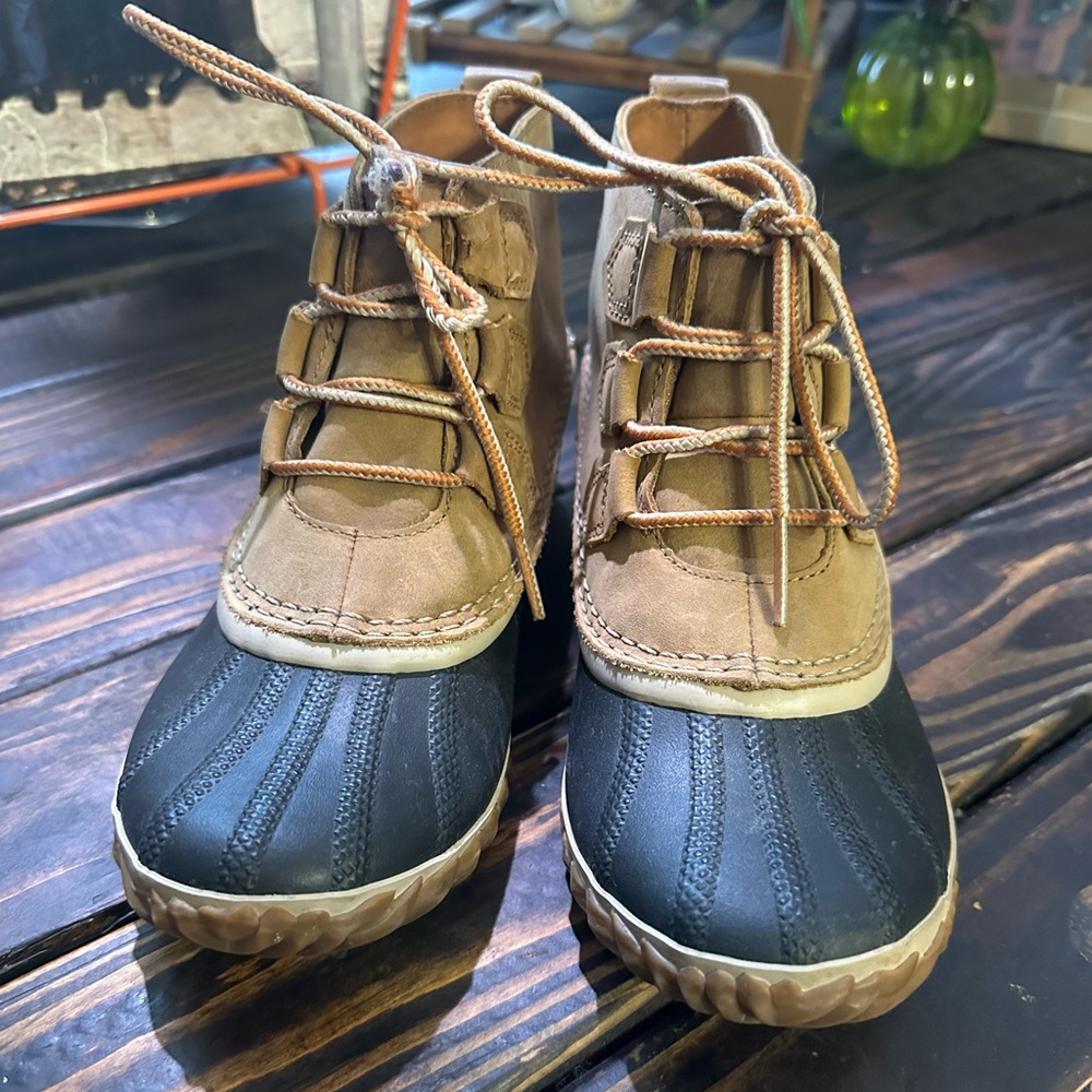 Sorel Women's N About Leather Rain Snow Boot